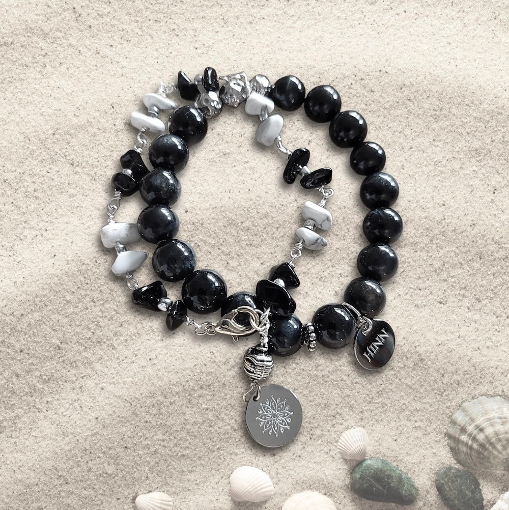 Onyx and Howlite Stone Wire Bracelet with Decorative Silver Charm and Lobster Clasp, Semiprecious Stone Jewelry